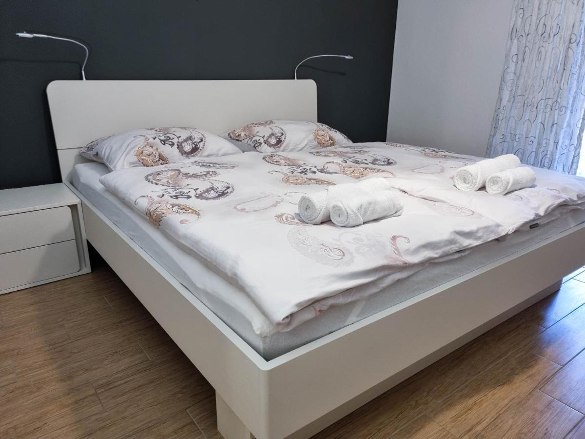 Apartmaji Jakob 1 Bovec Habitación foto